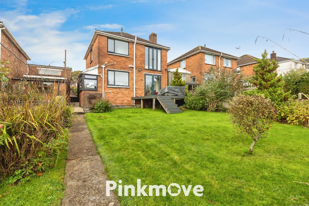 Property photo 2 of 23