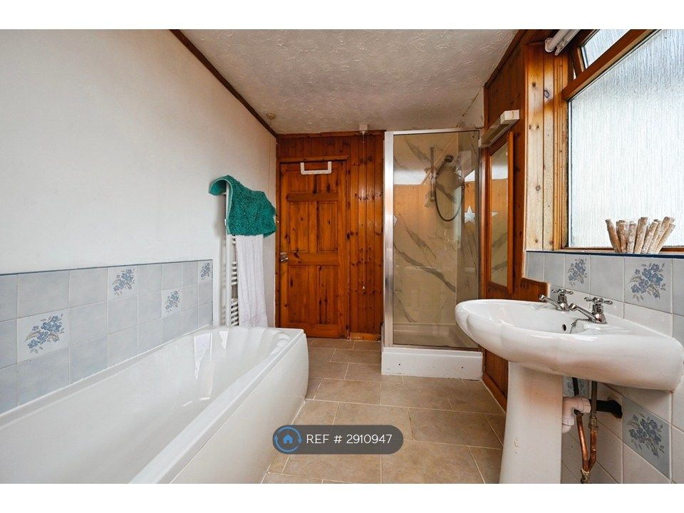 Property photo 3 of 21 Bathroom With Separate Shower