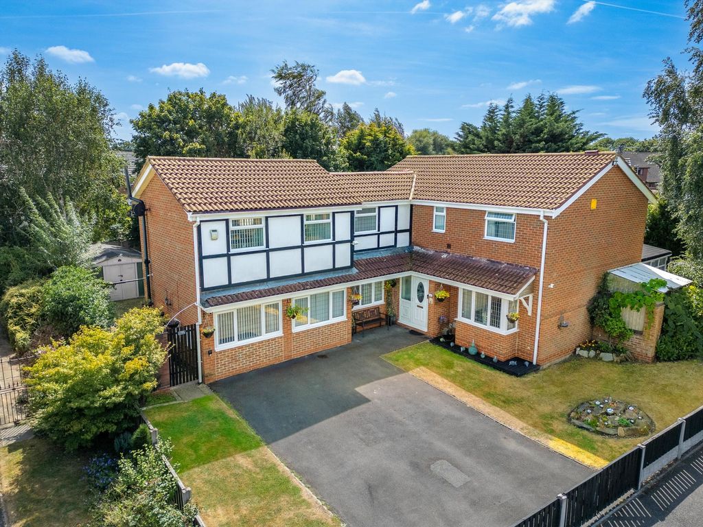 Property photo 1 of 1