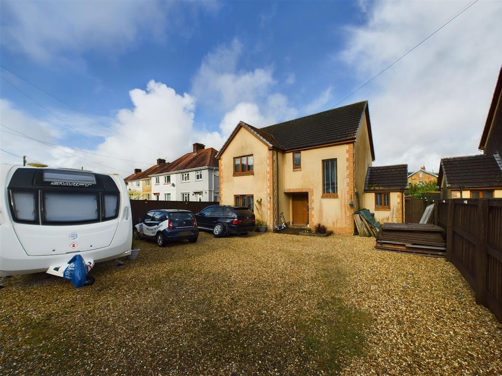 Property photo 1 of 18 Cam03055G0-Pr0145-Still019.Jpg