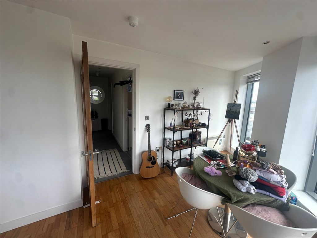 Property photo 3 of 9 Picture No. 04