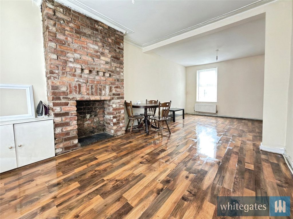 Property photo 3 of 16 Picture No. 07