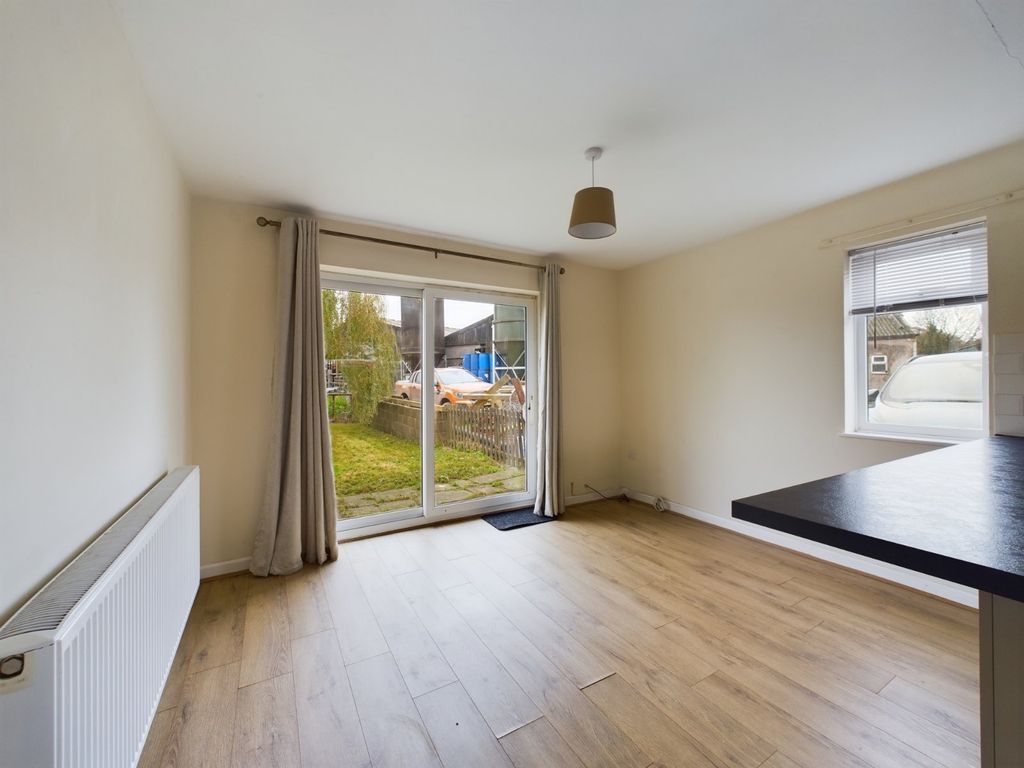 Property photo 2 of 8 Living Area