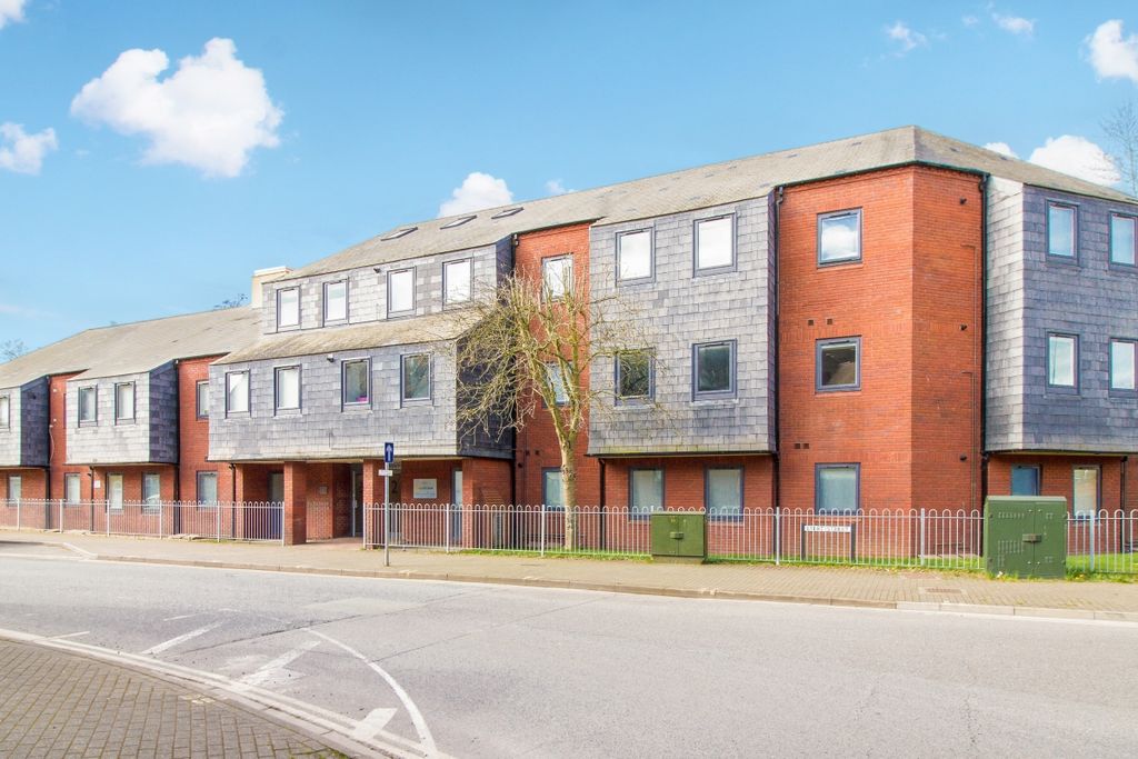 Property photo 1 of 7 31666