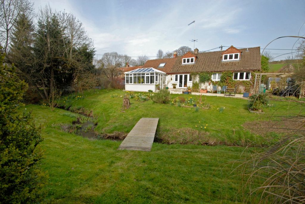 Property photo 1 of 12 The Willows