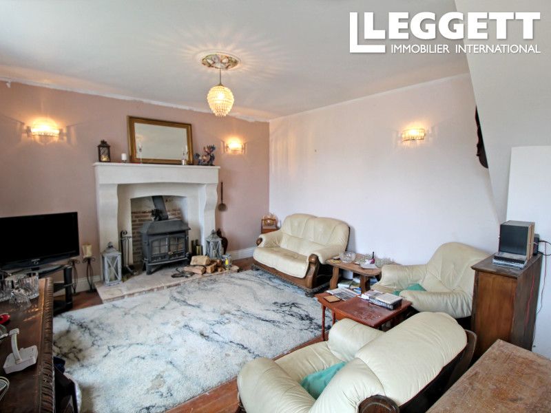 Property photo 3 of 10