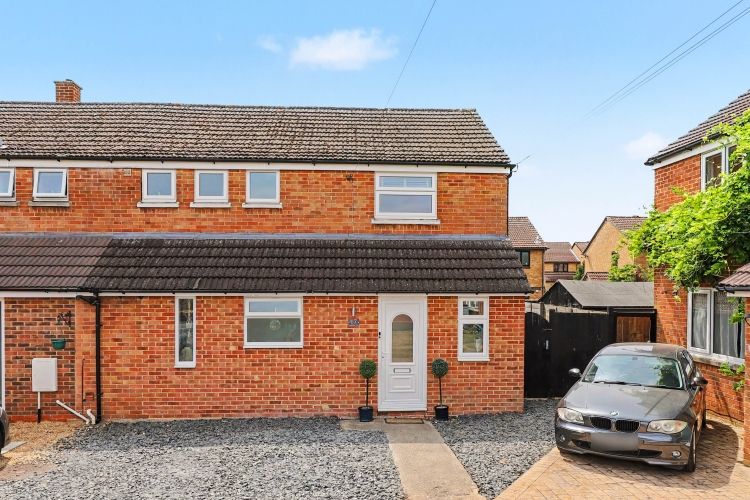 Property photo 1 of 9 334665