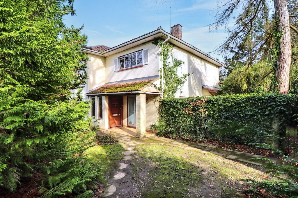 Property photo 2 of 15 External