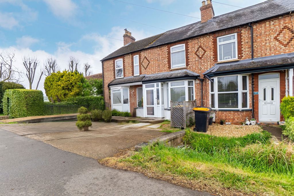 Property photo 1 of 26