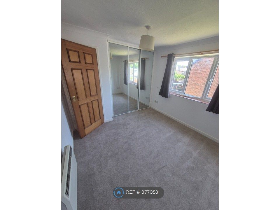 Property photo 1 of 4