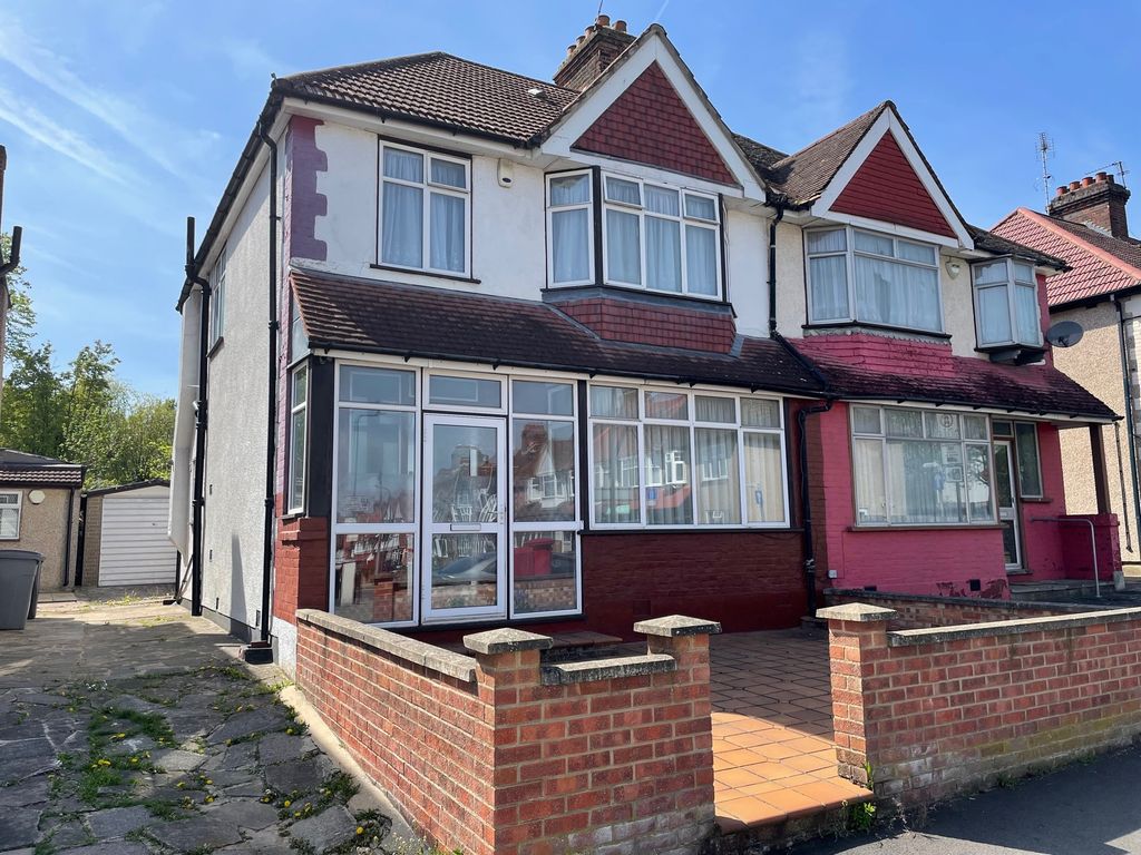 Property photo 2 of 3