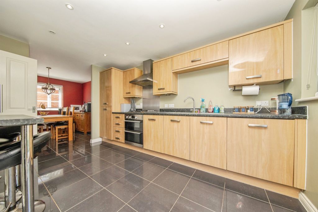 Property photo 3 of 22