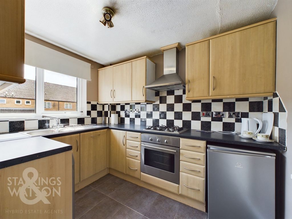 Property photo 3 of 11
