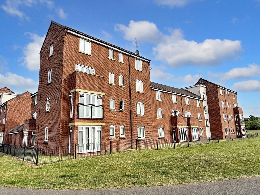 Property photo 1 of 13