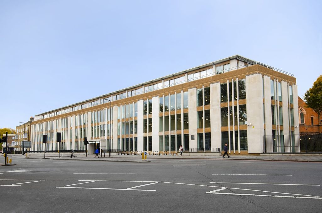 Property photo 1 of 5