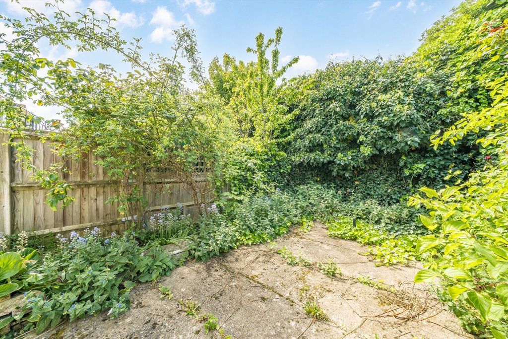 Property photo 2 of 2