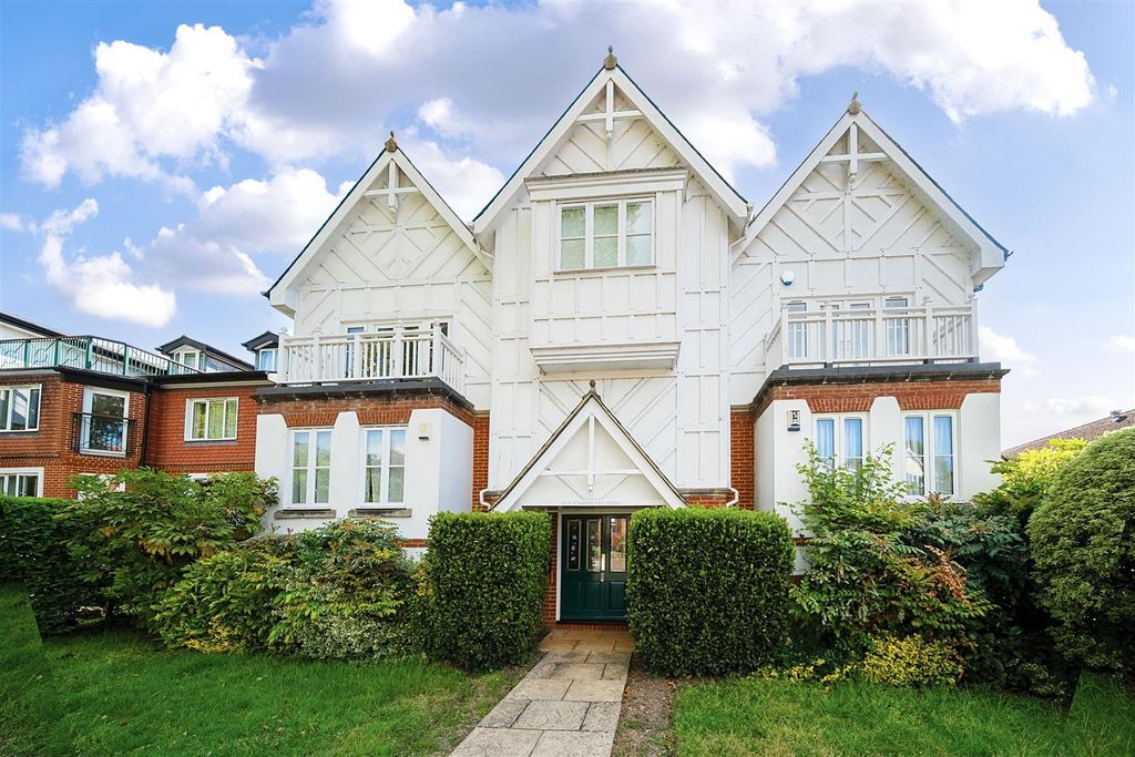 Property photo 1 of 15 Externals