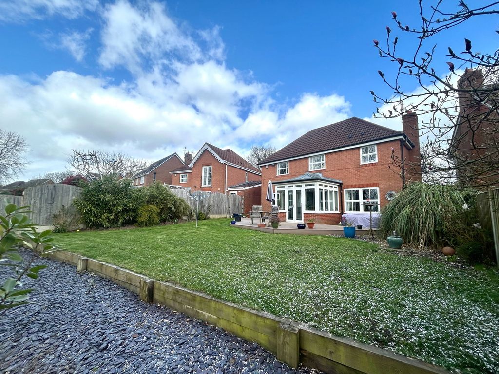 Additional image 3 of 4 bed detached house for saleBreamore Crescent, Earls Keep, Dudley DY1