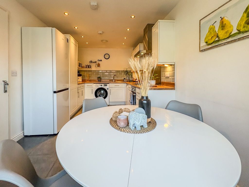 Property photo 3 of 20 5350938