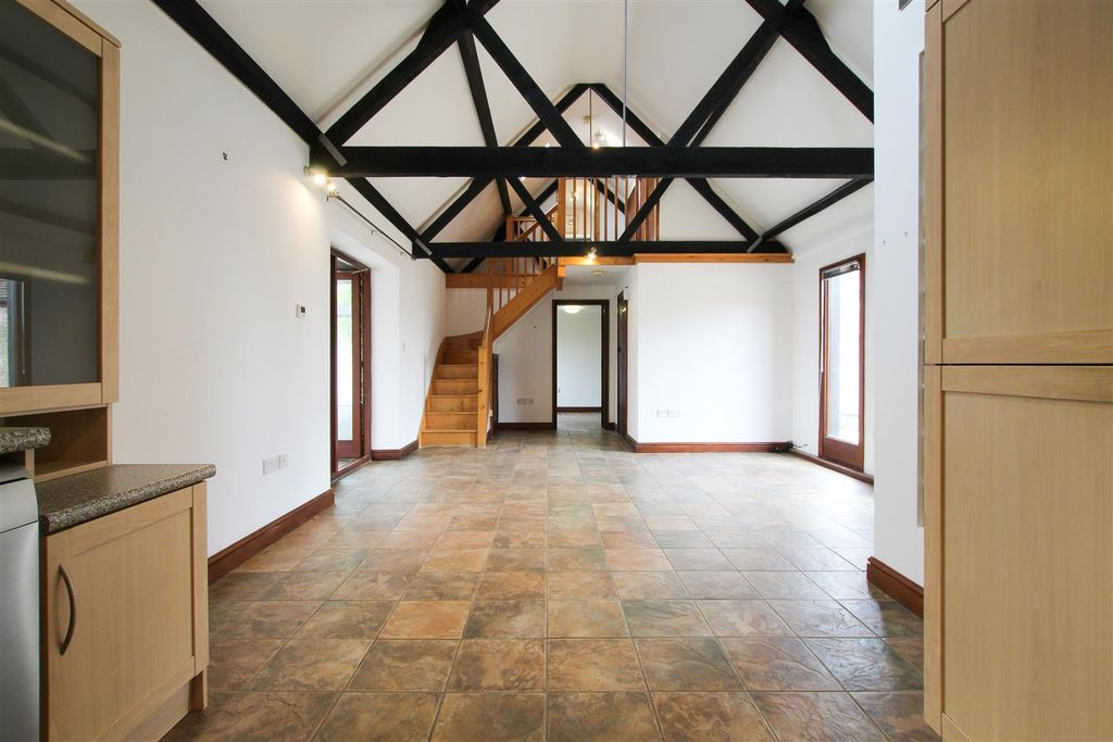 Property photo 2 of 17 Img_5699.Jpg