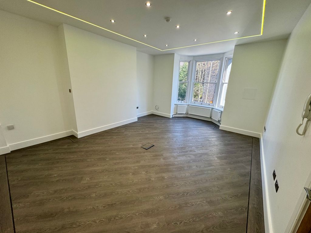 Property photo 1 of 6 Img_4257