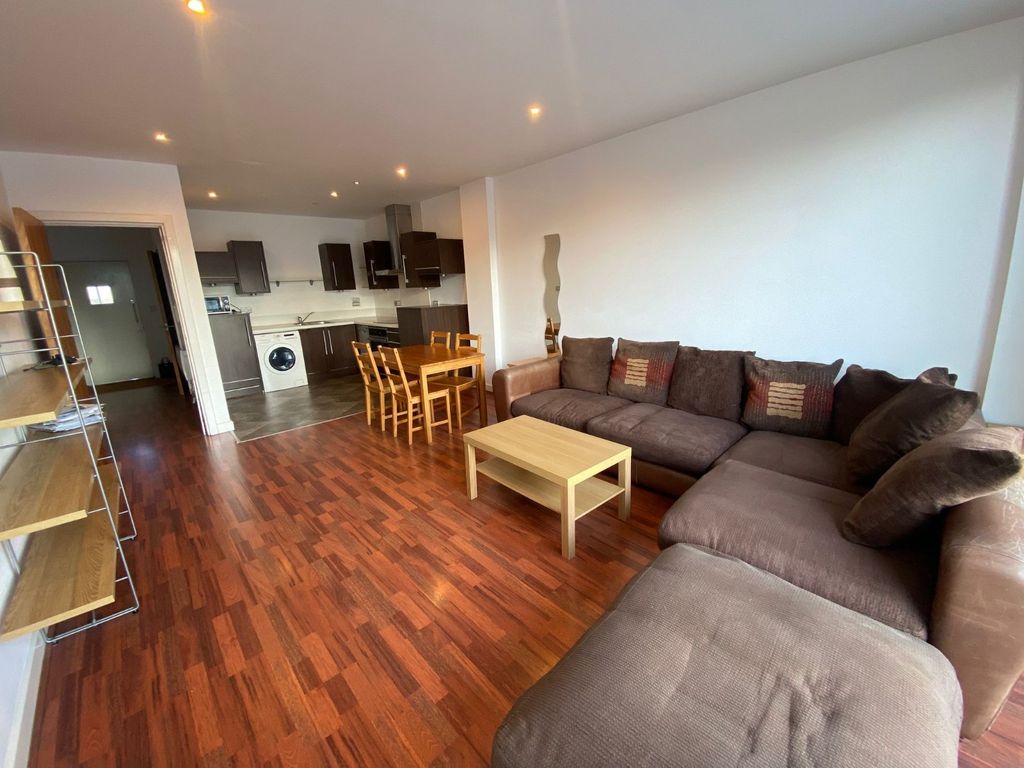 Property photo 2 of 13 Picture No. 16