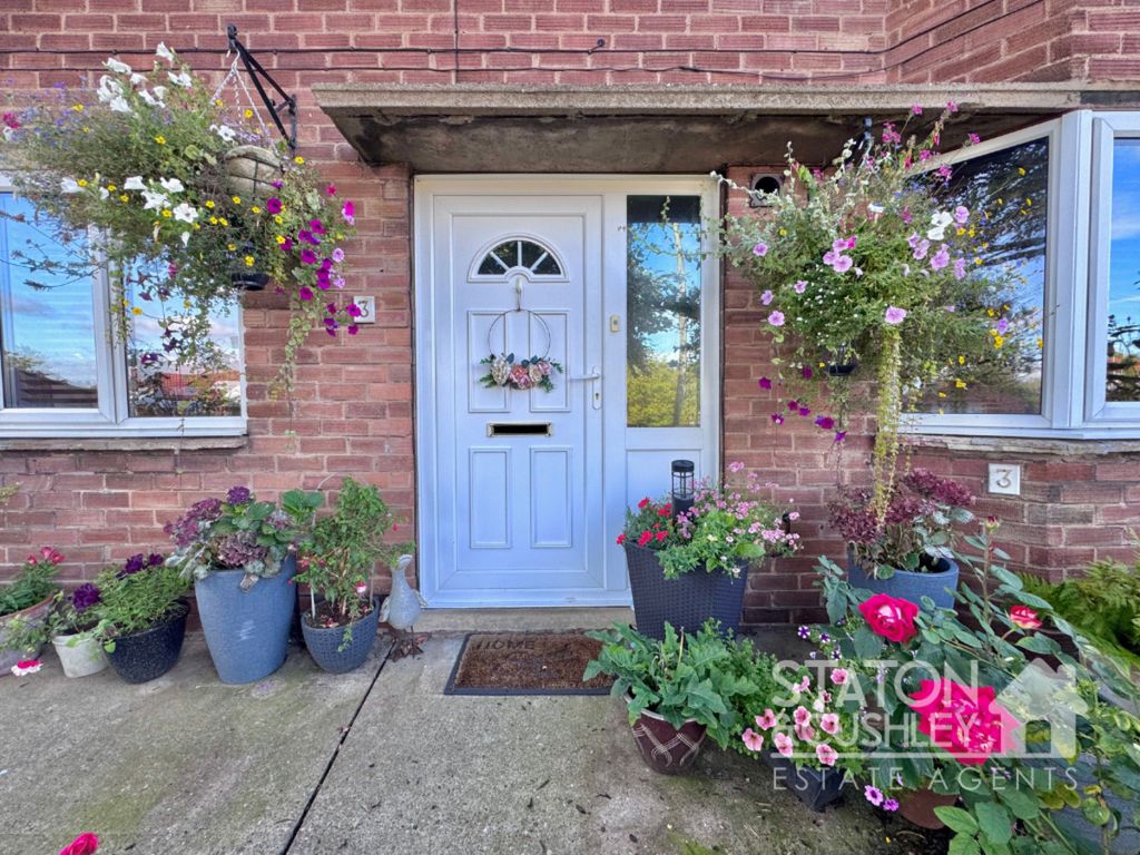 Property photo 2 of 21