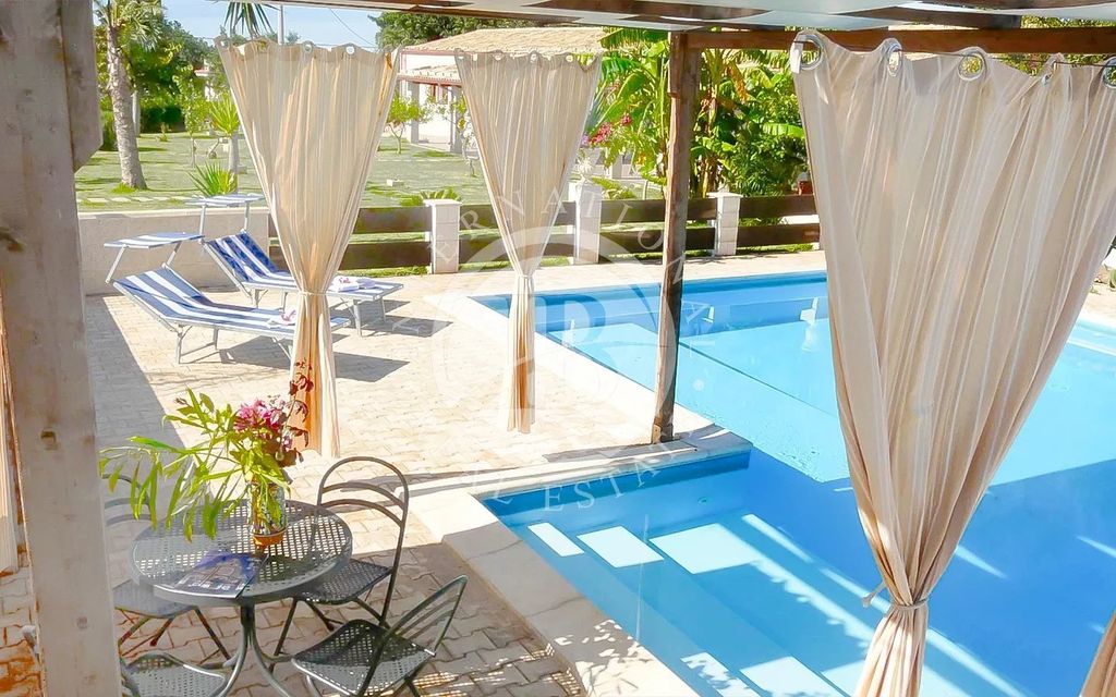 Property photo 3 of 24