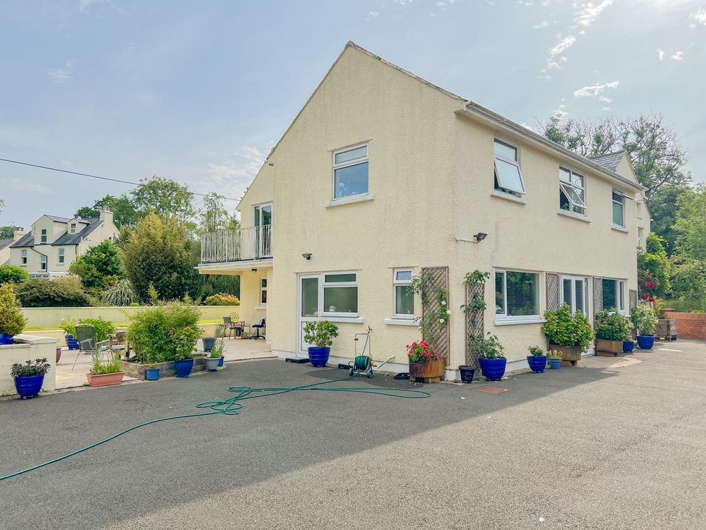 Property photo 3 of 43 3.Jpg