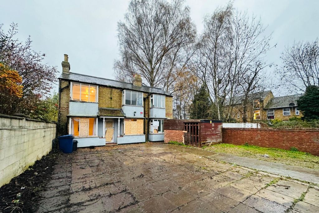 Property photo 1 of 16 172 Abingdon Road, Oxford, Ox1 4Ra