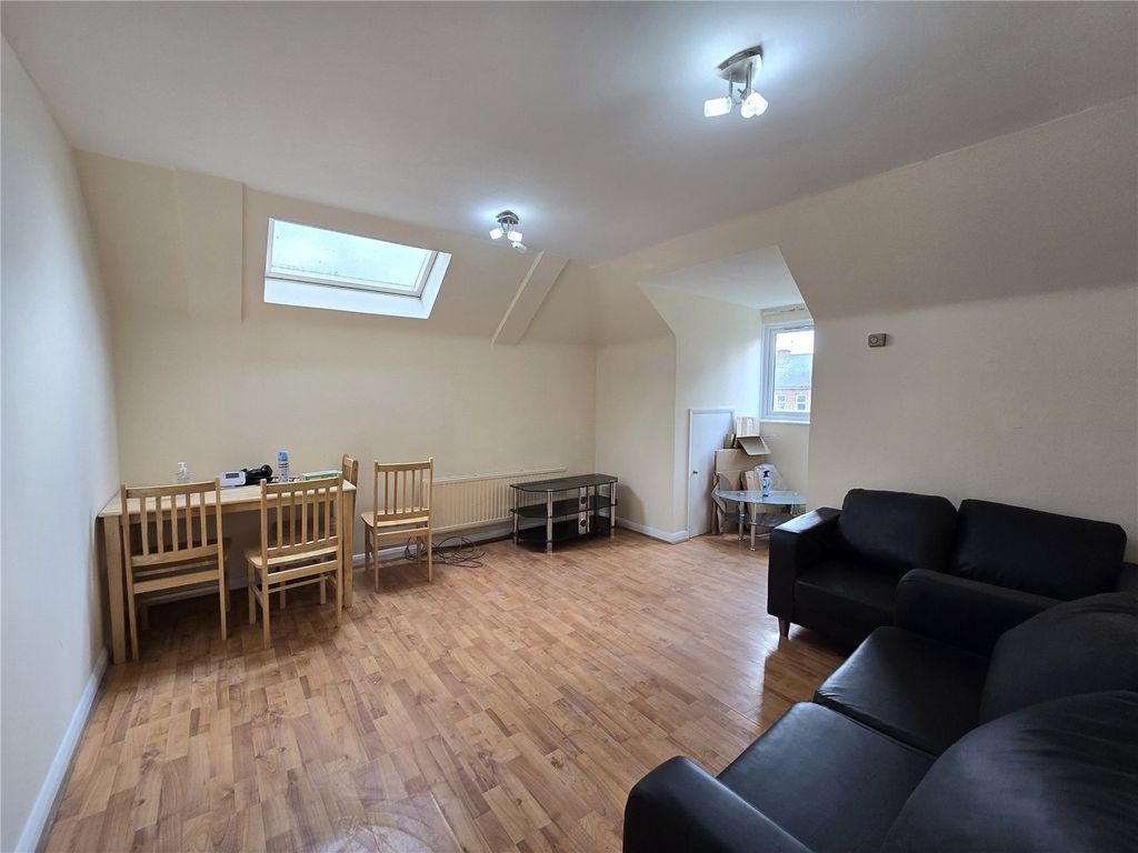 Property photo 1 of 6 Picture No. 16