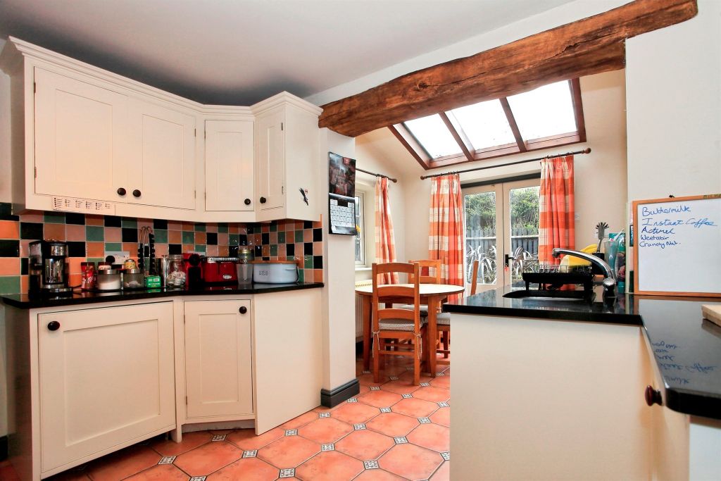 Property photo 3 of 17