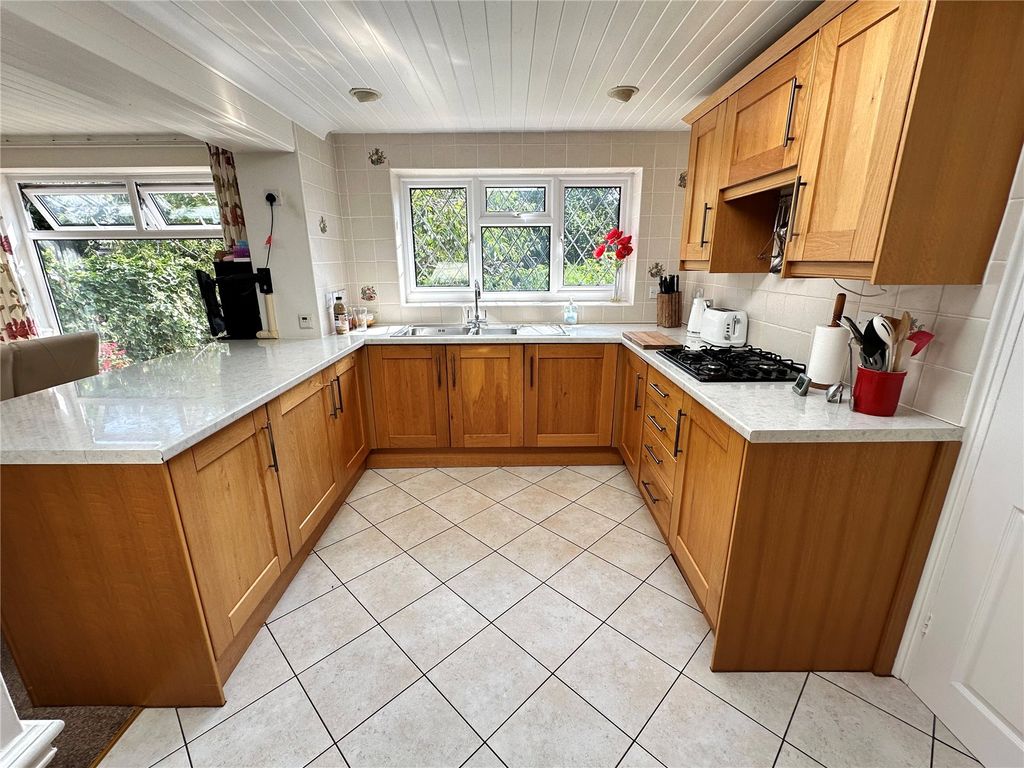 Property photo 3 of 20 Picture No. 12