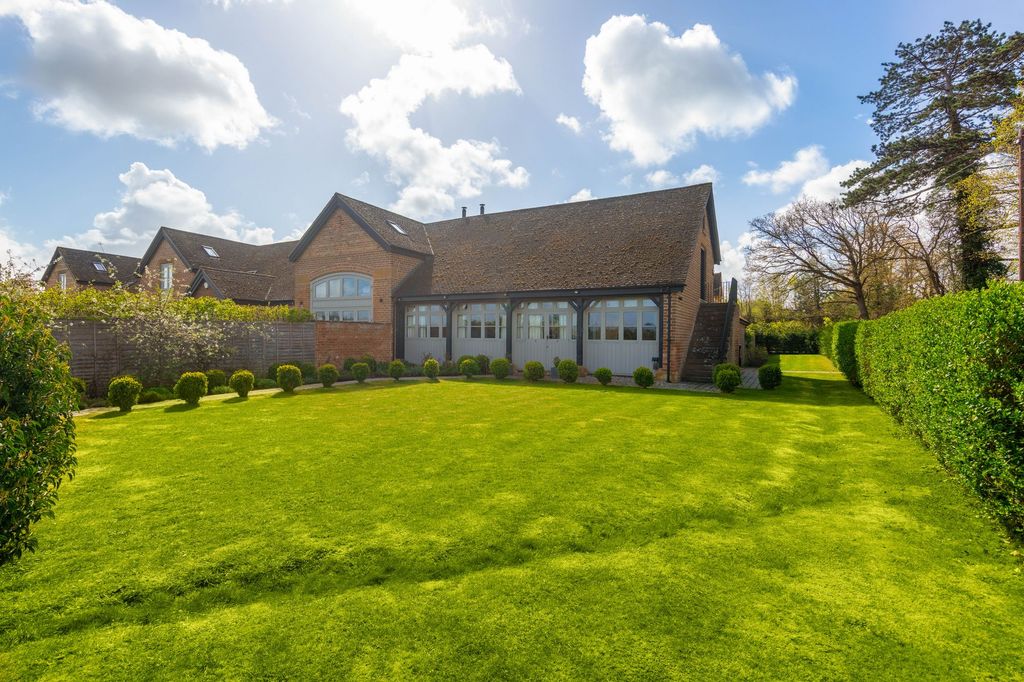 Property photo 1 of 22