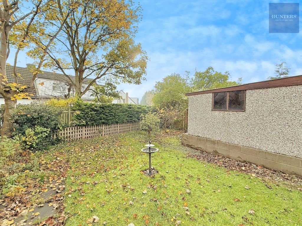 Property photo 2 of 22 Garden