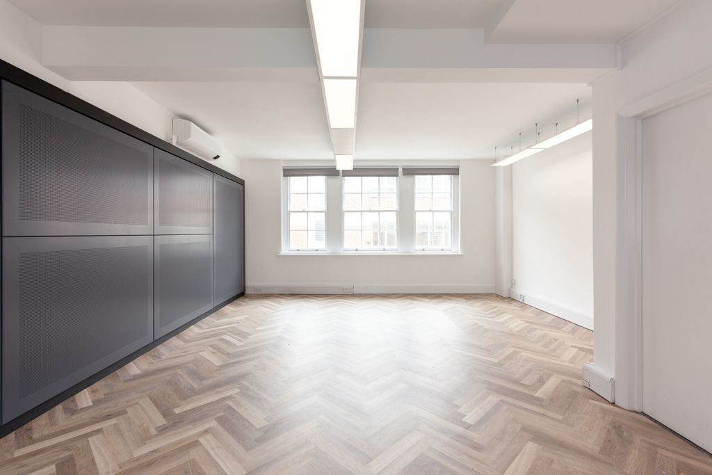 Property photo 2 of 7 Photo 8