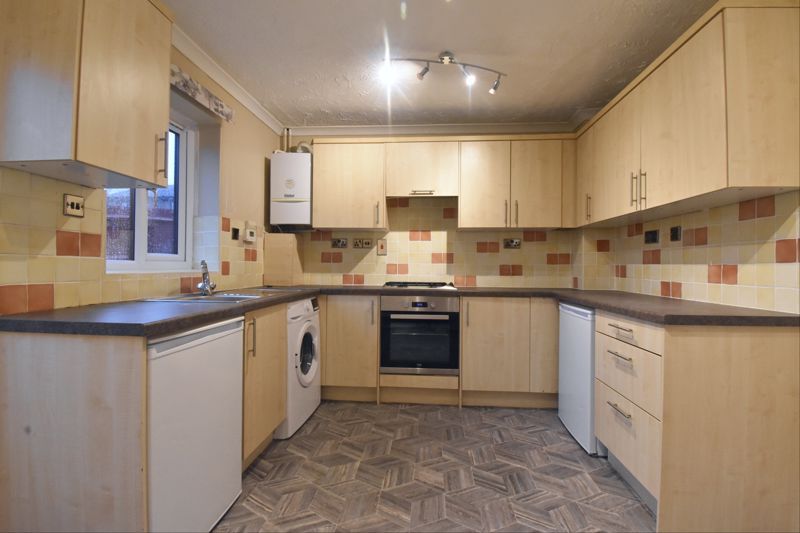 Property photo 3 of 11 Photo 7