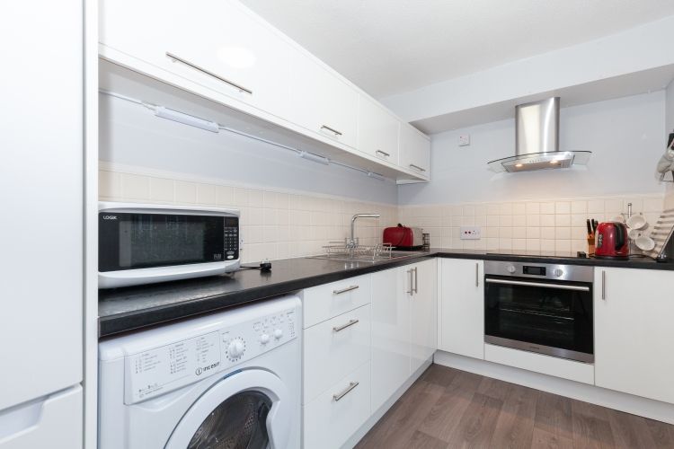Property photo 1 of 9 242517