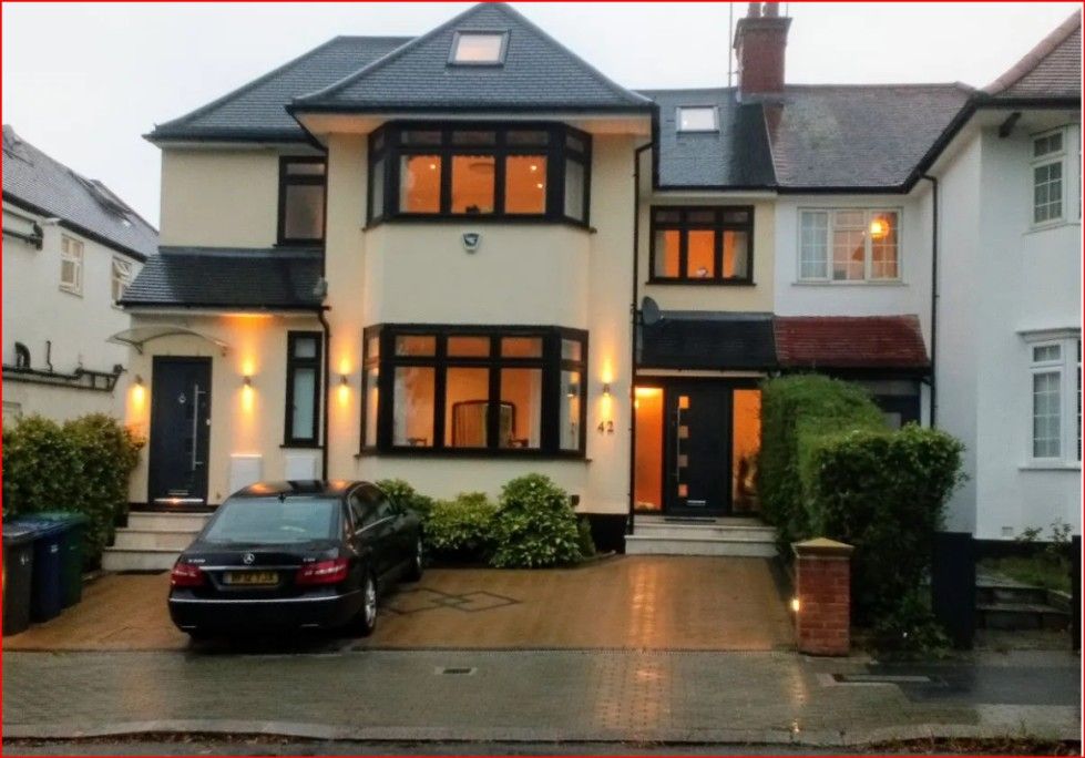 Property photo 1 of 10