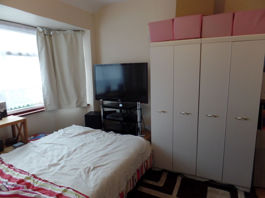 Property photo 3 of 5