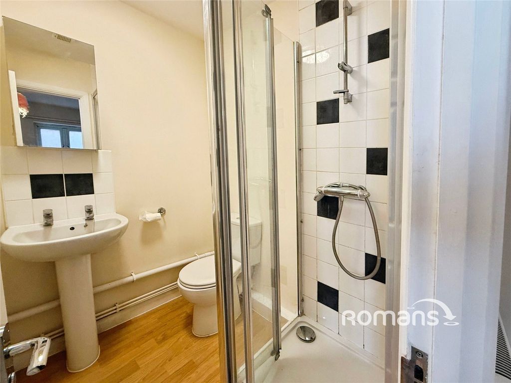 Property photo 2 of 8 Picture No. 01