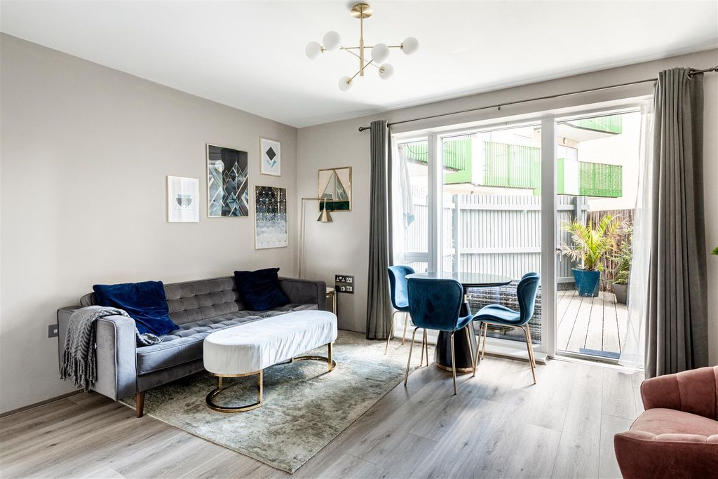 Property photo 2 of 12 Luma Apartments-4.Jpg