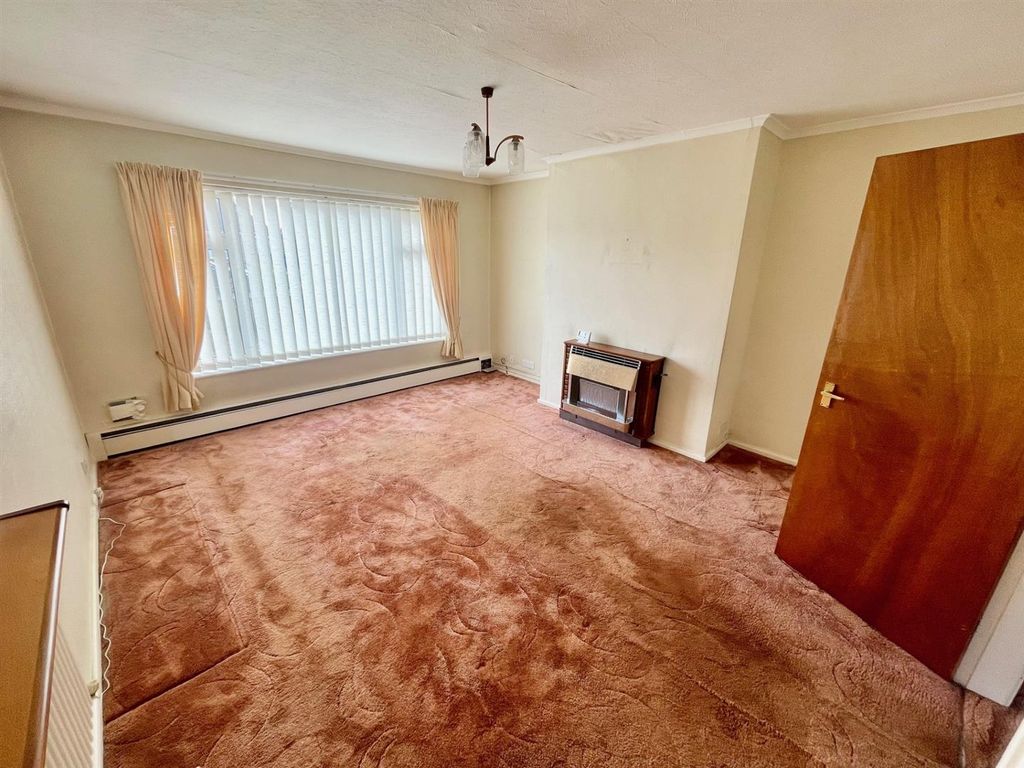 Property photo 2 of 12 Lounge 2.Jpg