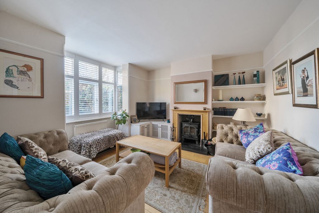 Property photo 2 of 23 1405668-8-697A034...