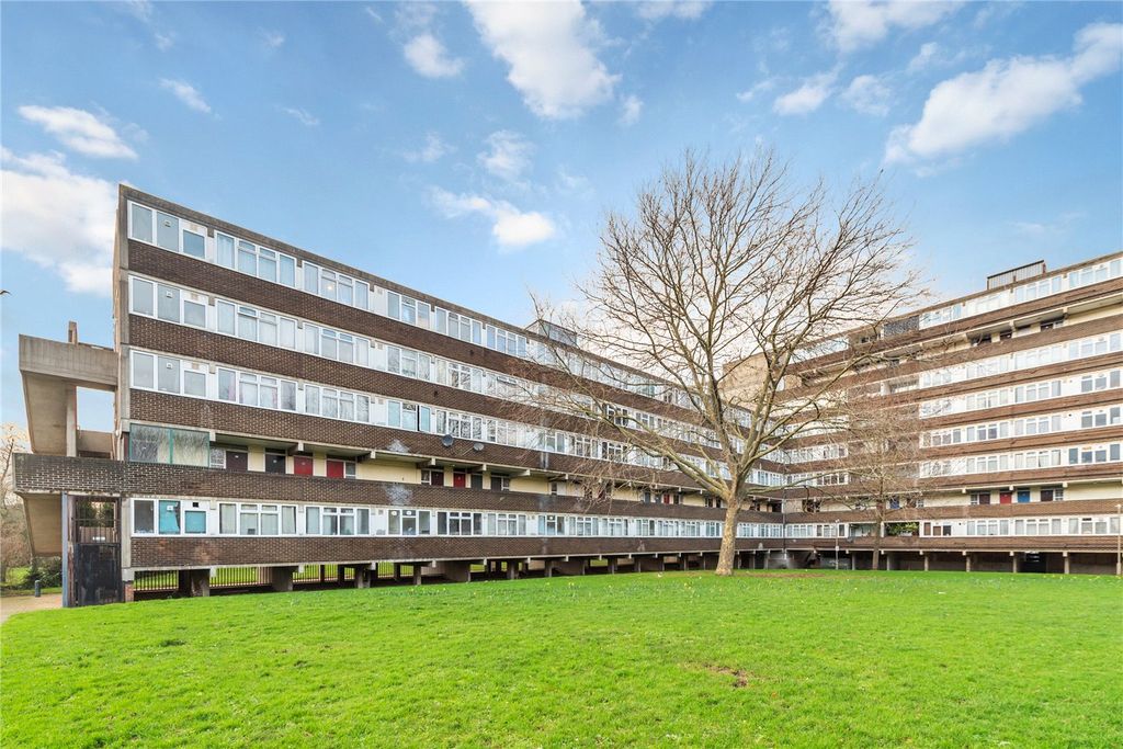 Property photo 3 of 9 Picture No. 01