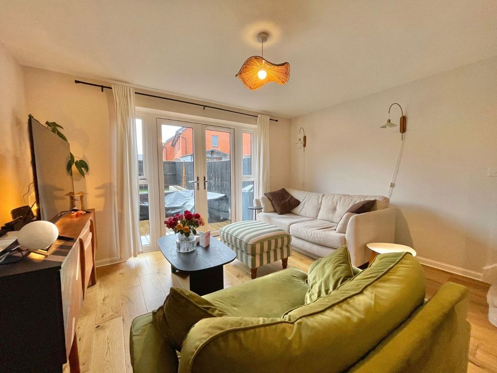 Property photo 3 of 21