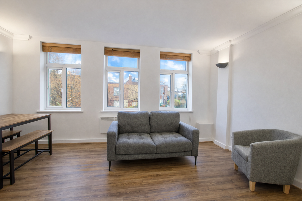 Property photo 3 of 17