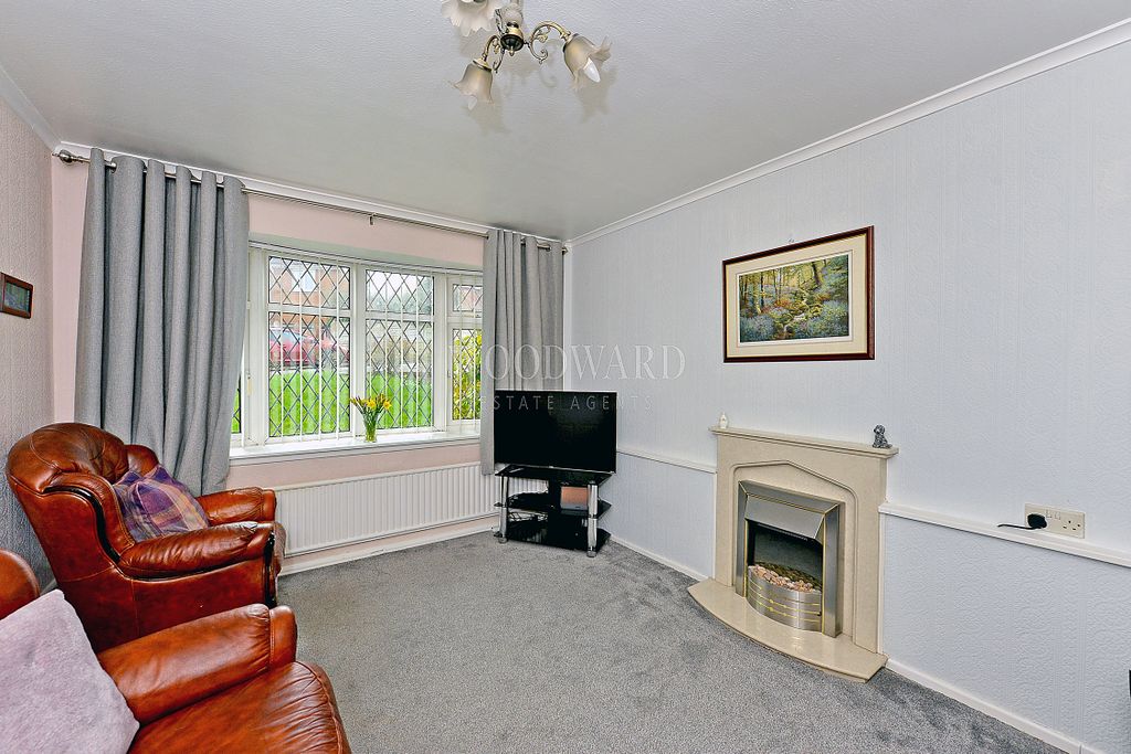 Property photo 2 of 19 Living Room