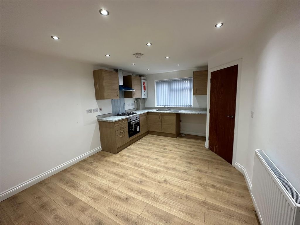 Property photo 3 of 18 P7.Jpg