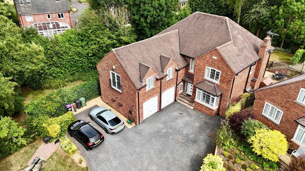 Property photo 1 of 42